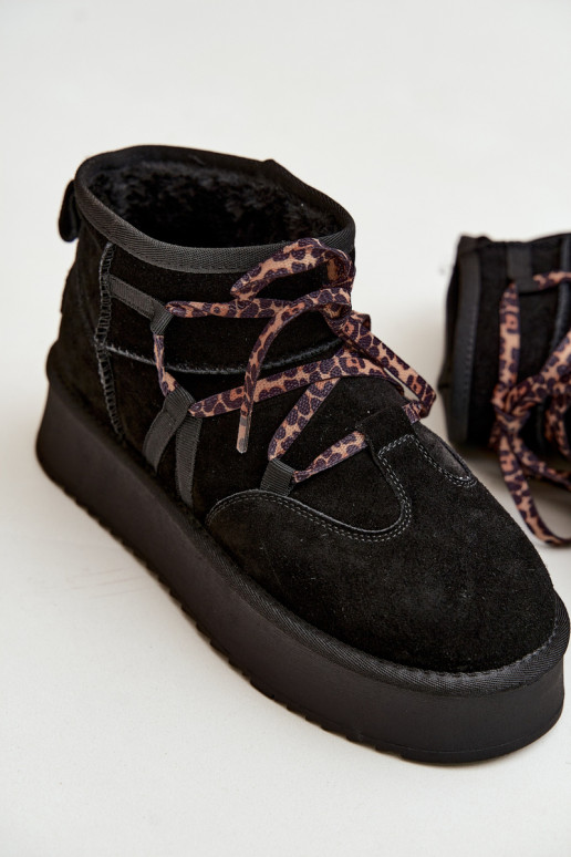 Stivali da neve in finta suede neri con piattaforma e dettagli eleganti GOE UU2N4919