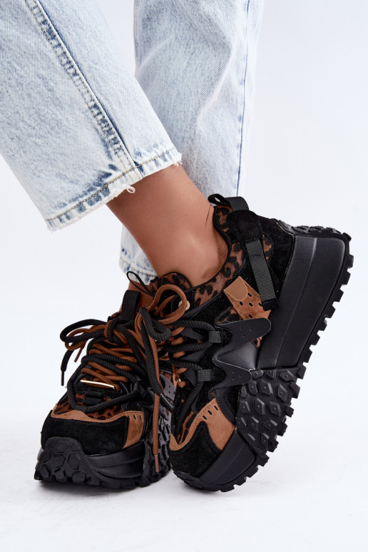 Sneakers nere in finta suede con piattaforma e dettagli in stampa leopardata GOE UU2N4017