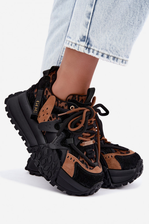 Sneakers nere in finta suede con piattaforma e dettagli in stampa leopardata GOE UU2N4017