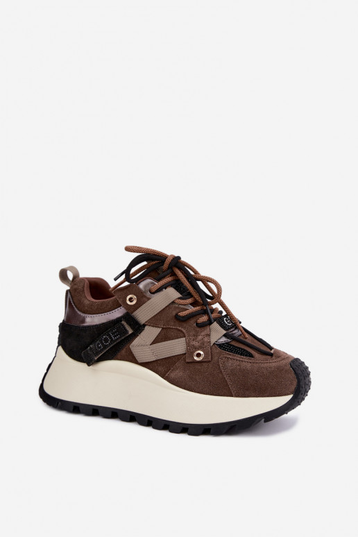 Sneakers marroni in finta suede con piattaforma GOE UU2N4001