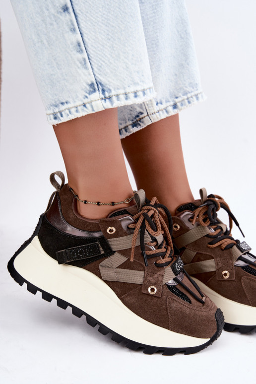 Sneakers marroni in finta suede con piattaforma GOE UU2N4001