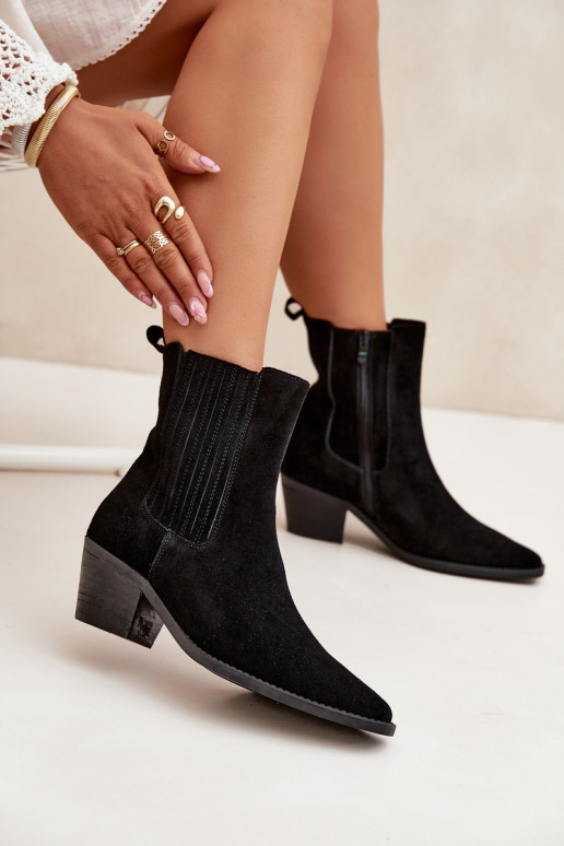 Stivaletti in suede sintetico con isolamento interno, in nero Arelia