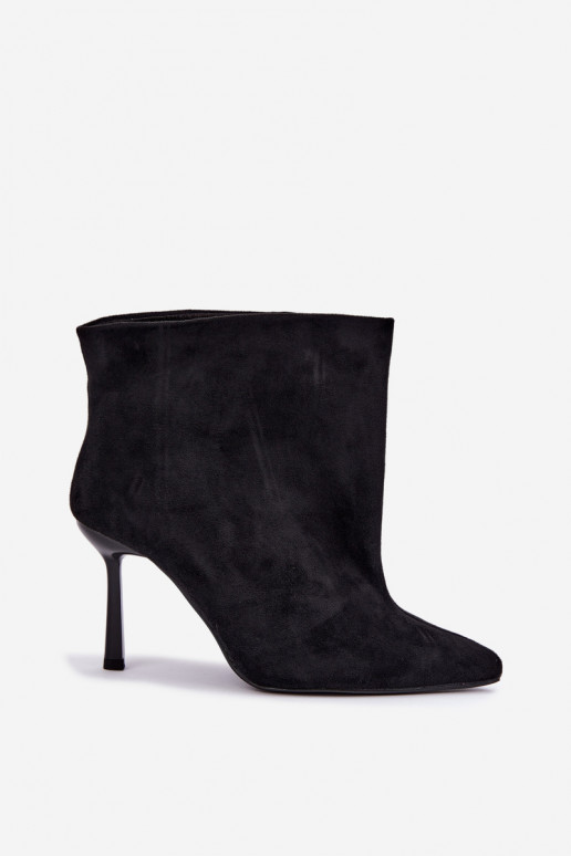 Stivaletti slip-on con tacchi sottili in nero Kamea