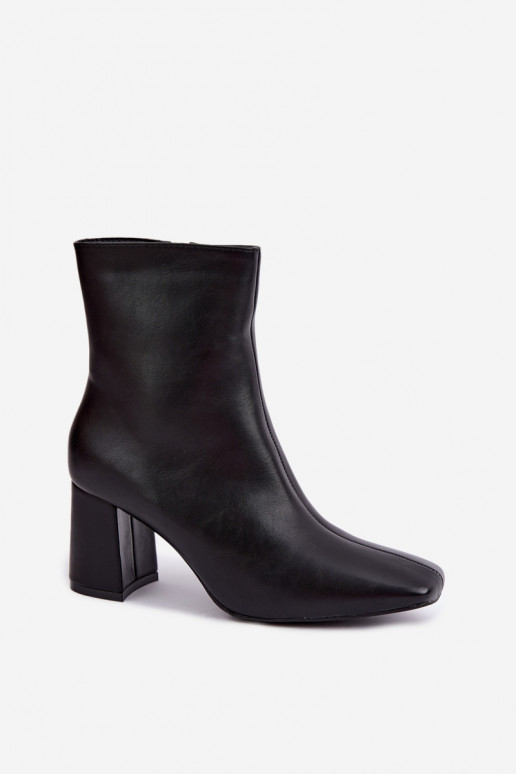 ankle boots foderati con tacco in colore nero Tamine