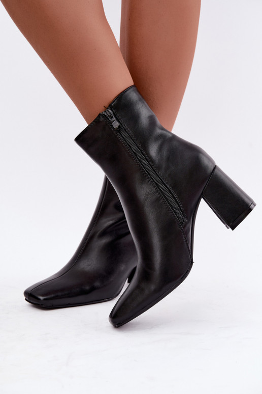 ankle boots foderati con tacco in colore nero Tamine