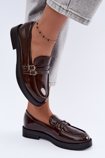 Mocassini color cioccolato da donna con cinturini Perline