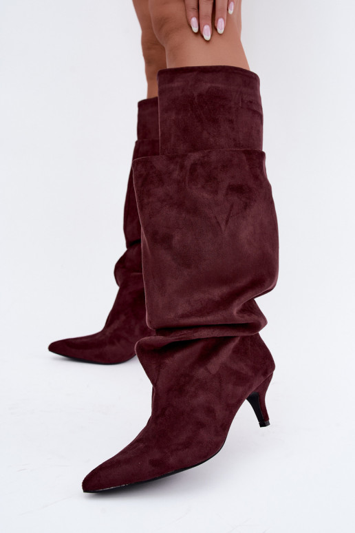 Orielle stivali lunghi imbottiti con volant e tacchi color bordeaux