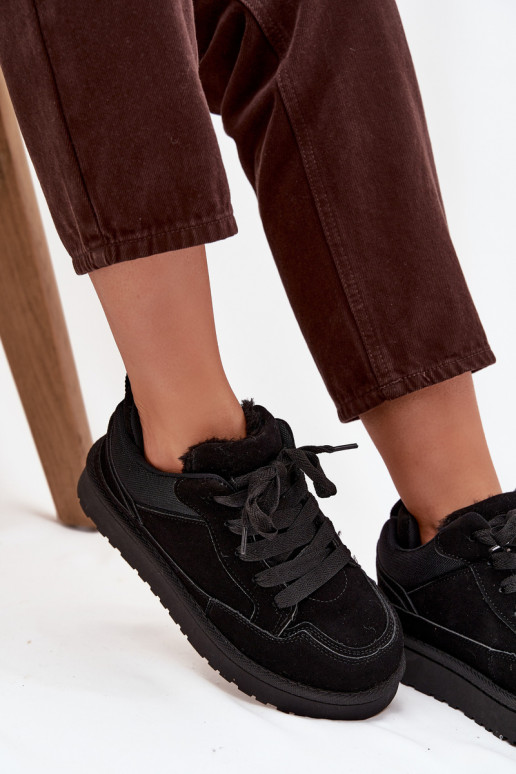 Sneakers neri da donna con isolamento e pelliccia all'interno Cyrissa