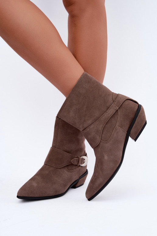 Stivaletti isolati Serenelle in stile cowboy in ecopelle color sabbia