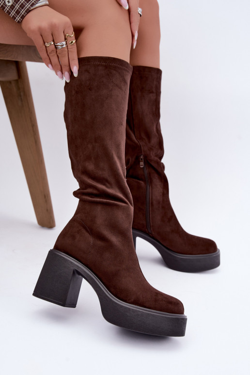 stivali lunghi da donna con piattaforma in colore cioccolato Nesalie