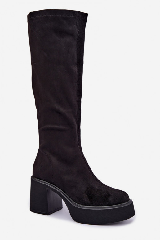 stivali lunghi da donna con piattaforma in colore nero Nesalie