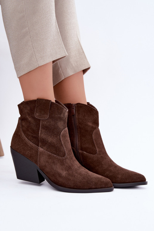 stivali in suede foderati in stile cowboy con tacco in colore marrone Tirabelle