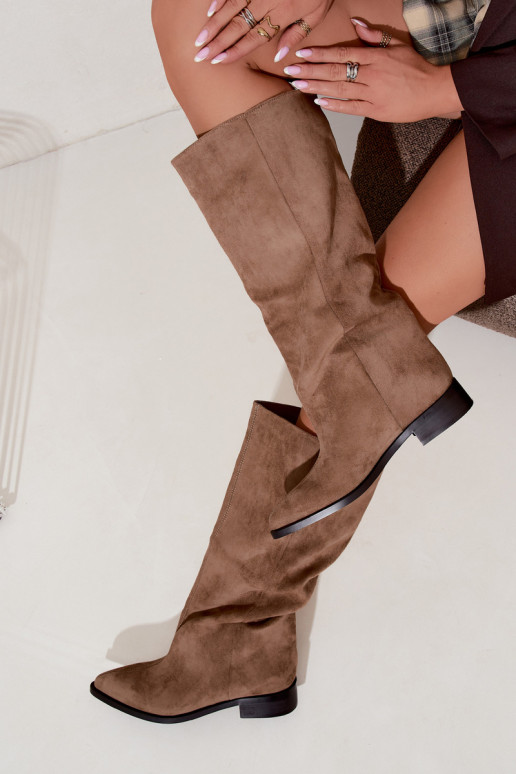 Stivali alti slip-on con tacco largo in sabbia Cadorine