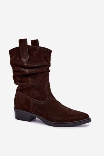 Stivaletti in stile cowboy marroni in suede sintetico isolati Sergio Leone BT-16