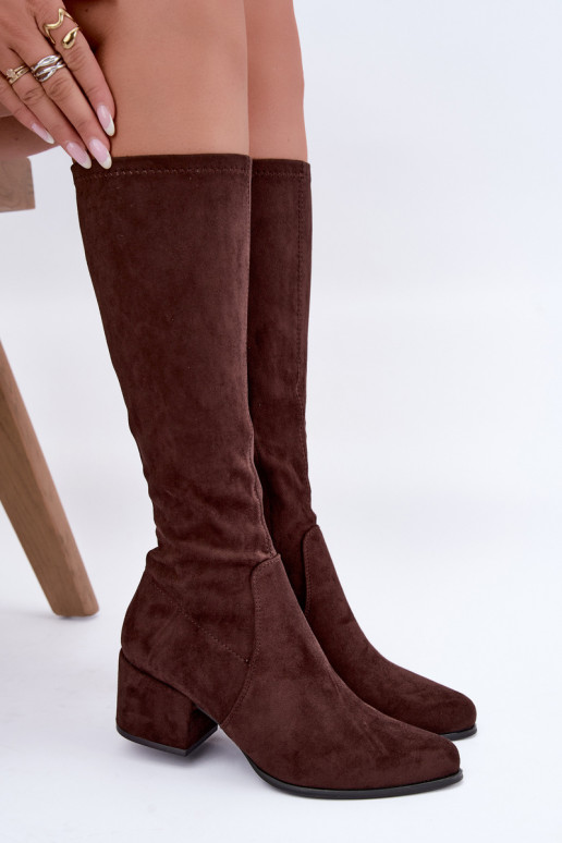 Stivali alti da donna con tacco basso in suede sintetico color cioccolato Sergio Leone KZ212
