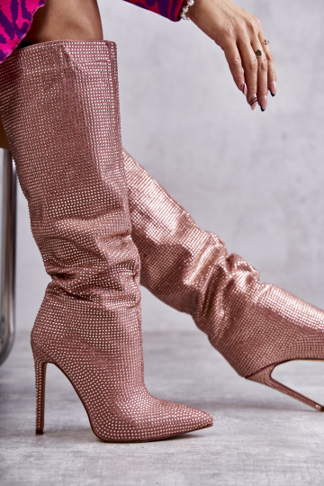 Stivali alti rosa con occhielli lucidi Lovisa