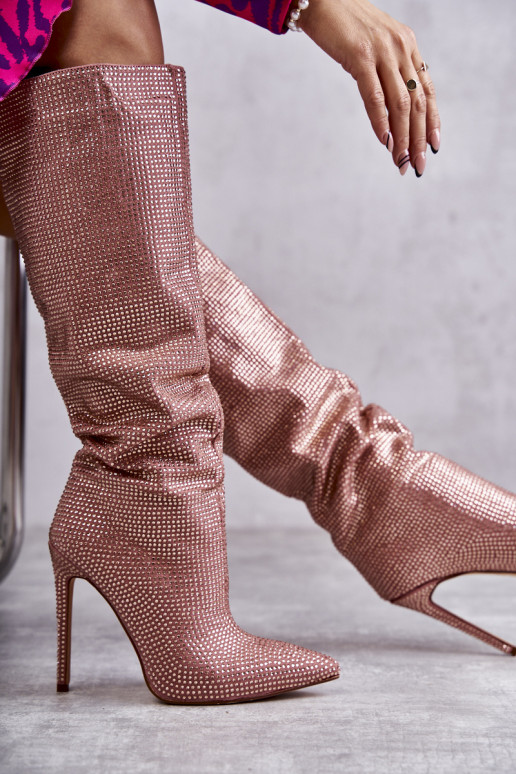 Stivali alti rosa con occhielli lucidi Lovisa