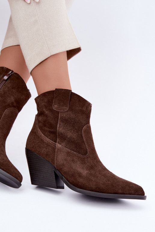 stivali in suede foderati in stile cowboy con tacco in colore marrone Tirabelle