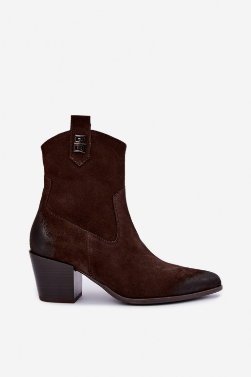 Stivaletti isolati da donna in stile cowboy con tacco in suede naturale Zazoo 60603