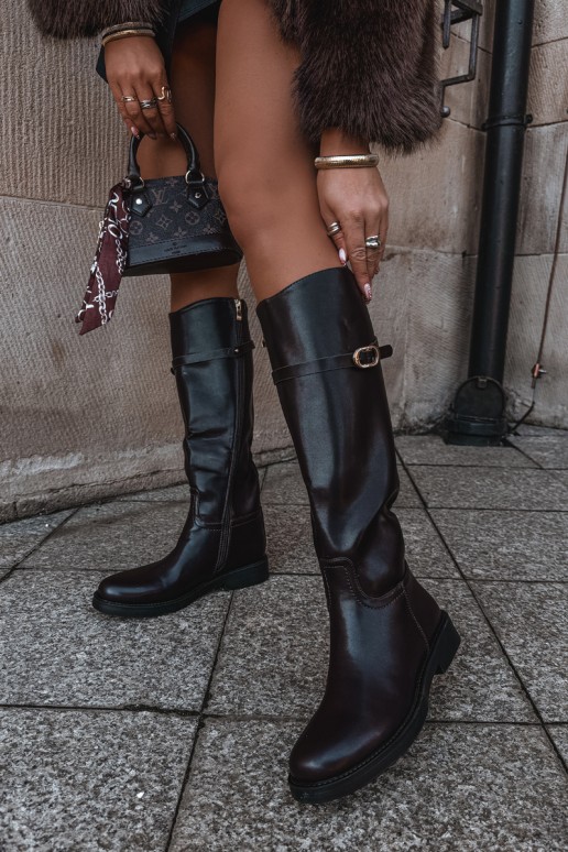 Stivali alti da donna con tacchi larghi e cinturini con fibbie color cioccolato Sylvena
