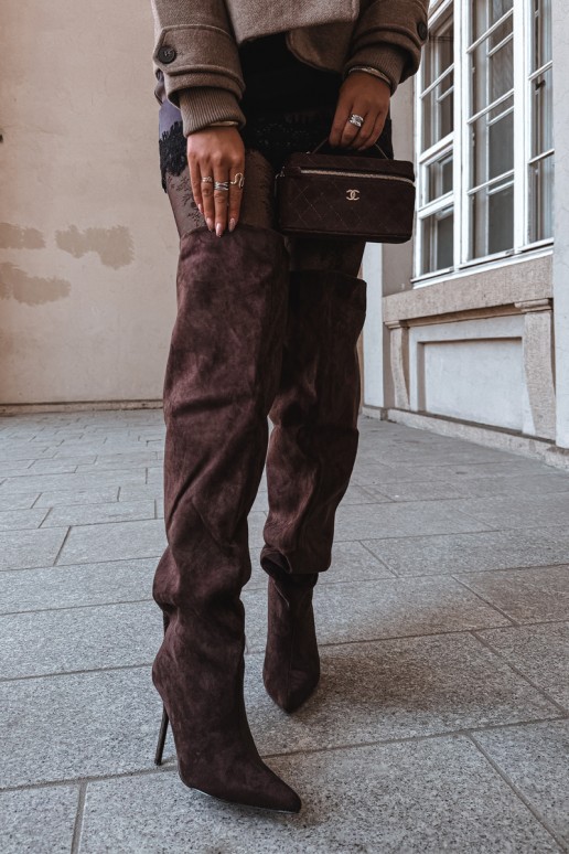 Stivali alti da donna con tacchi sottili color marrone Aderelle