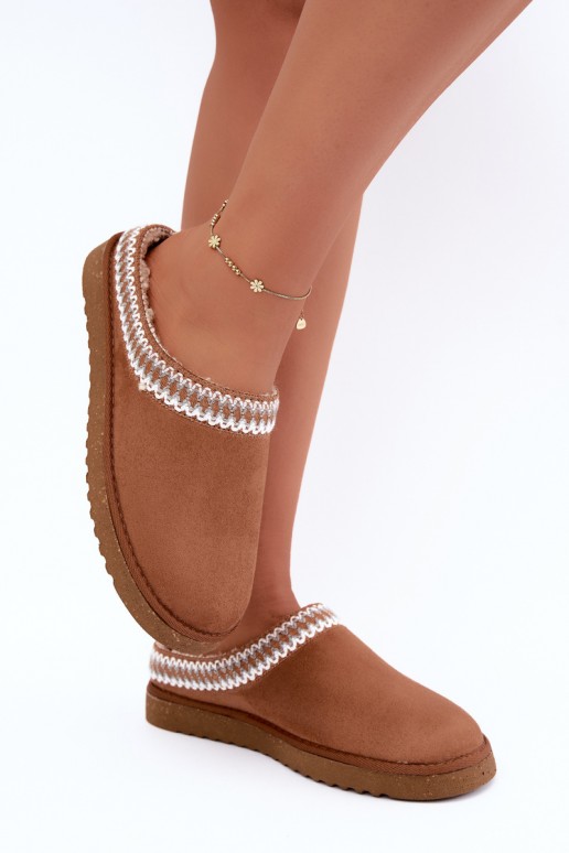 pantofole da donna con fiori ricamati in colore marrone Inblu