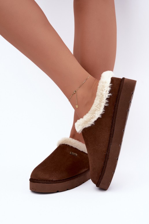 pantofole da donna con pelliccia in colore marrone scuro Inblu