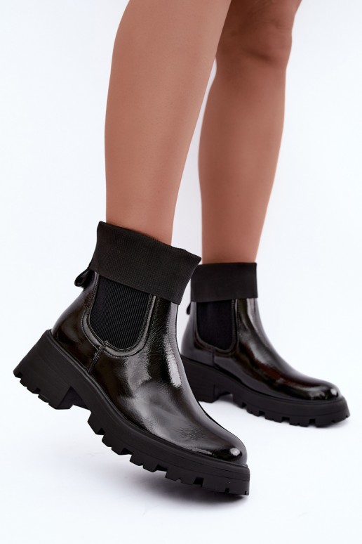 stivaletti eleganti con effetto verniciato in colore nero Sevella