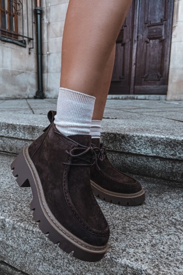 Stivaletti stringati in suede sintetico marrone Farella