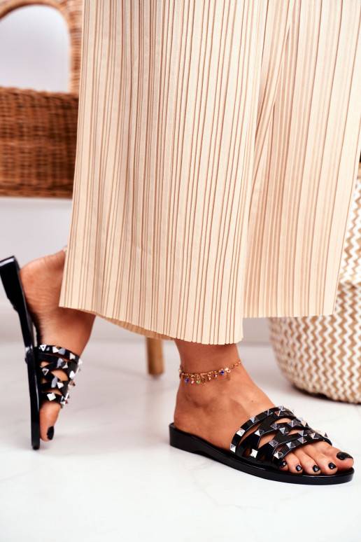 Ciabatte in gomma nera con rivetti Ciabatte in gomma nera con rivetti