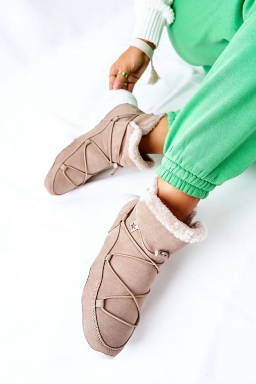 Doposci riscaldati di colore beige Doposci riscaldati di colore beige