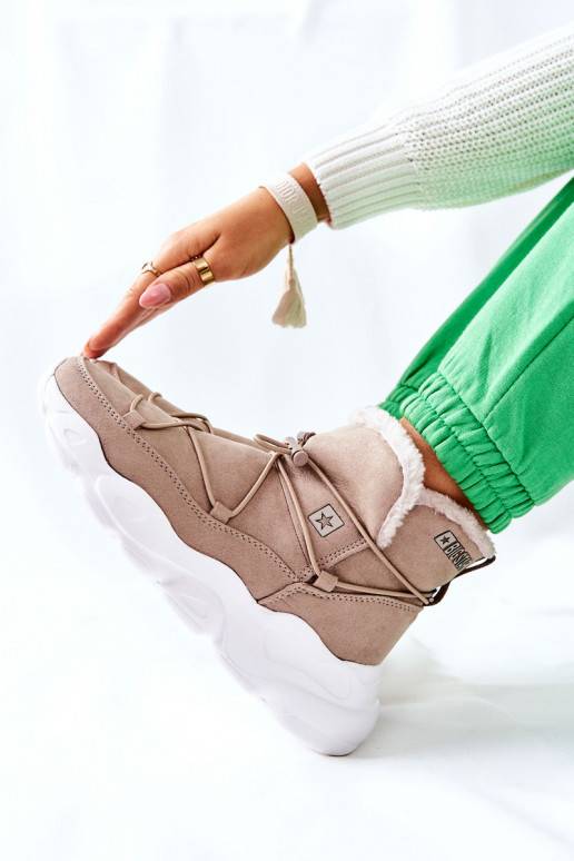 Doposci riscaldati di colore beige Doposci riscaldati di colore beige