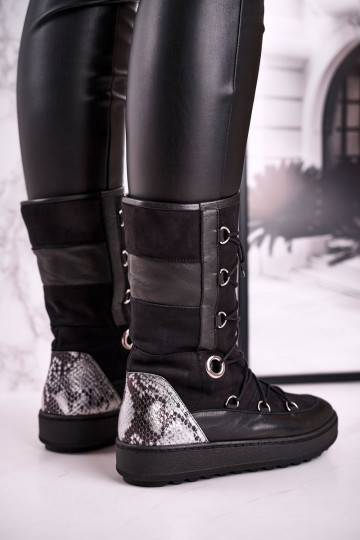 doposci realizzati in pelle scamosciata con pelliccia Laura Messi colore nero 2054 2