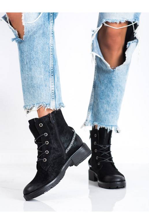 Stivali con tacco decorato VINCEZA Stivali con tacco decorato VINCEZA