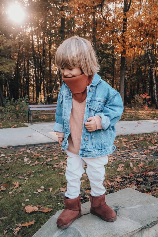 Caldi stivali invernali per bambini... Caldi stivali invernali per bambini...