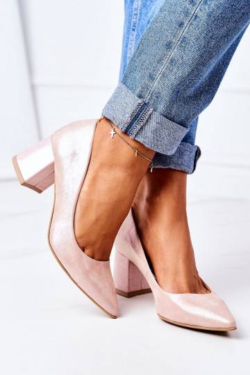 Scarpe di raso rosa