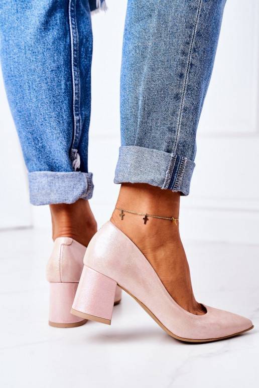 Scarpe di raso rosa