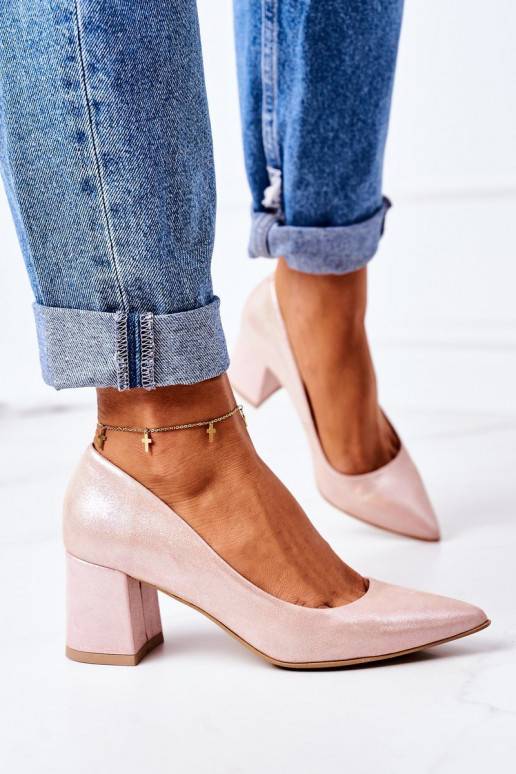 Scarpe di raso rosa