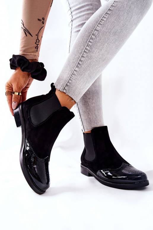 Stivali del modello resistente Laura... Stivali del modello resistente Laura...