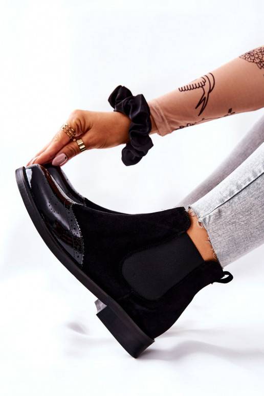 Stivali del modello resistente Laura... Stivali del modello resistente Laura...