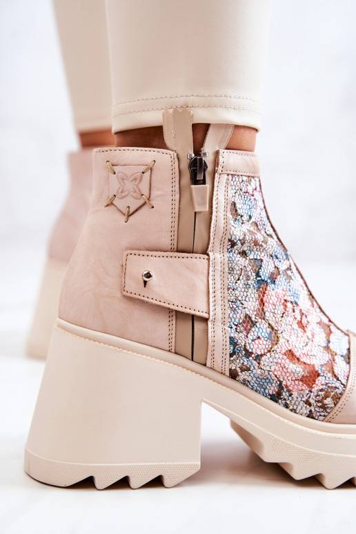 Stivali beige Stivali beige