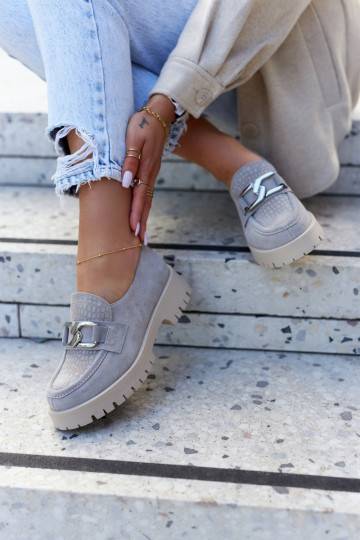 Scarpe alla moda realizzate in pelle scamosciata grigia Rayhan 2