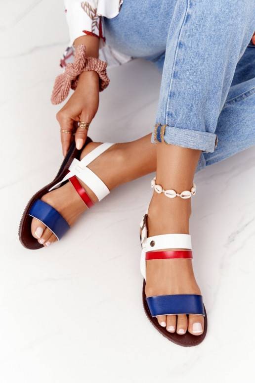 Sandali bassi da donna in colore... Sandali bassi da donna in colore...