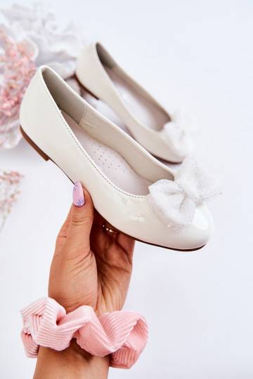 Ballerine da bambina con effetto lacca e nastri in colore bianco Zolly