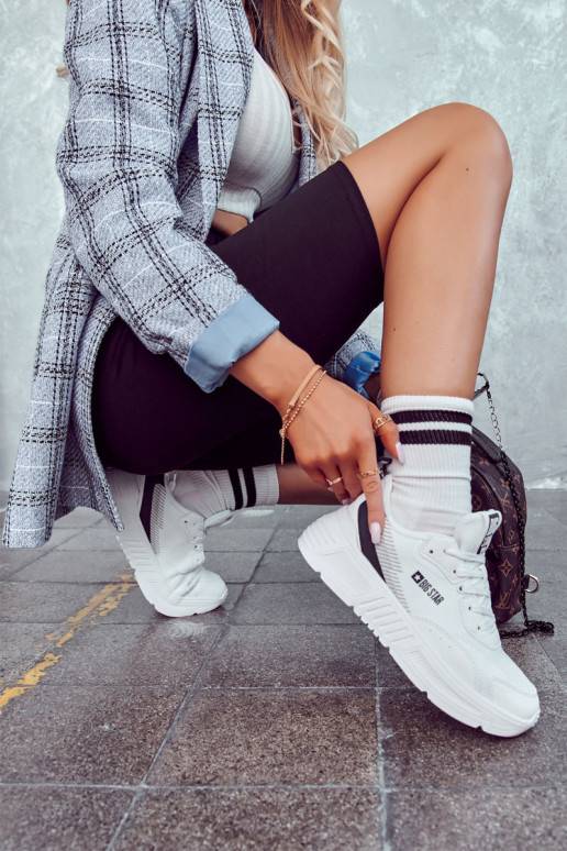 Scarpe da ginnastica alla moda... Scarpe da ginnastica alla moda...