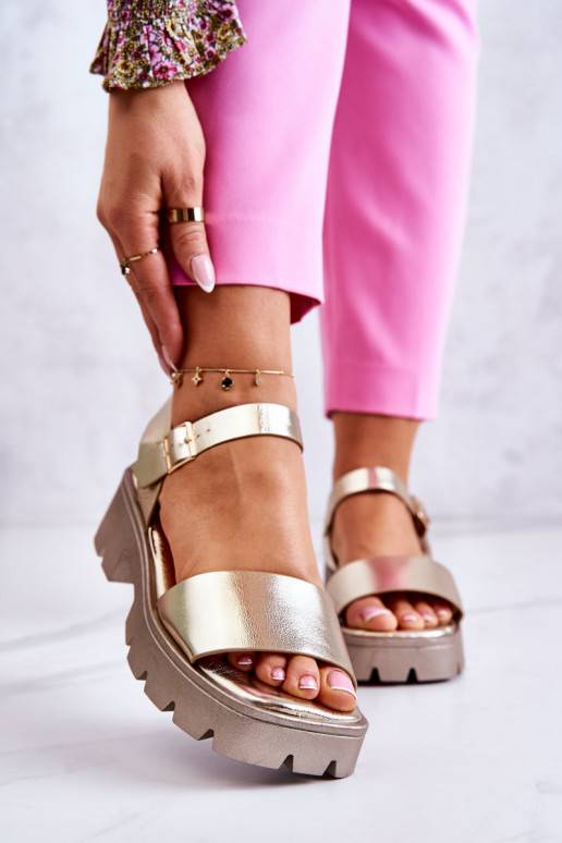 Sandali con tacco da donna in colore dorato Sovie