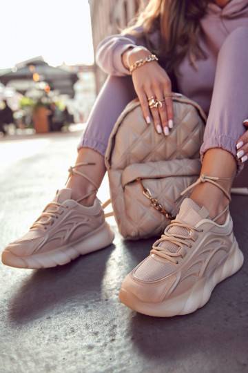 Scarpe da ginnastica modello scarpe colore beige Sollero