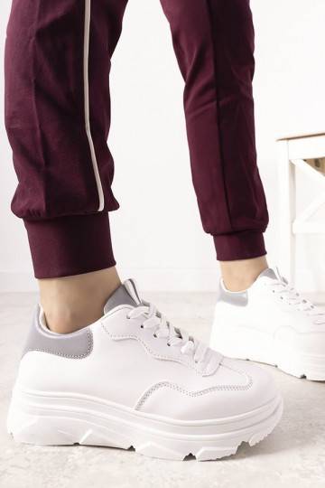 Scarpe sportive bianche