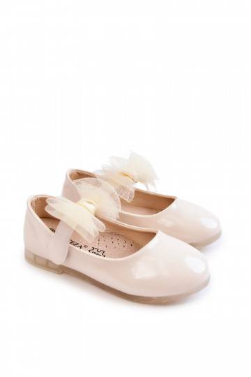 Ballerine da bambina laccate con chiusure adesive in colore avorio Carla 2