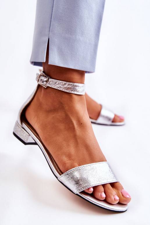 Sandali color argento di Shanley